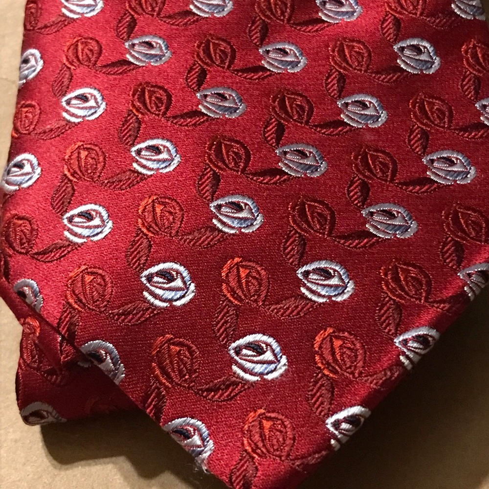 Ermenegildo Zegna Red Roses Tie 100% Silk made in Italy ‎ 59 x 3 1/2